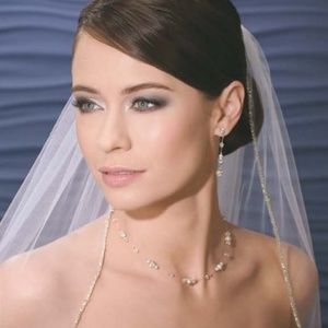 Bel Aire Cathedral Veil V8293